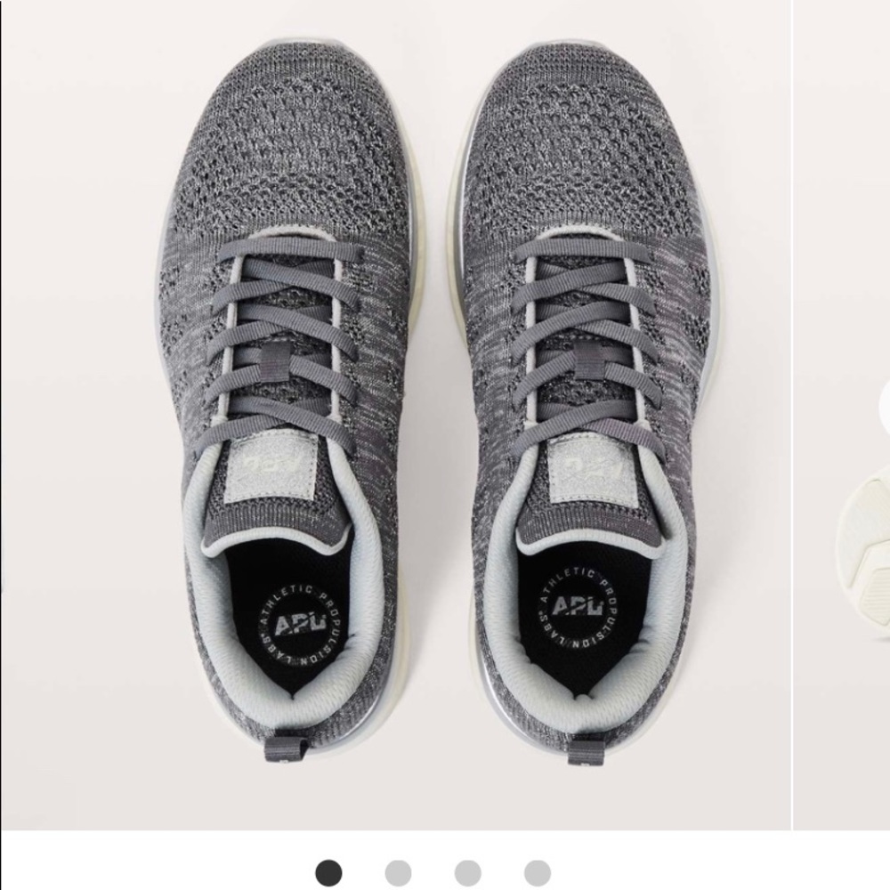 APL Techloom Pro trainers 10.5/42